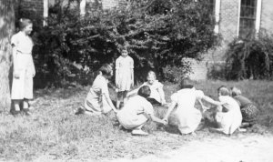 ring around the rosie